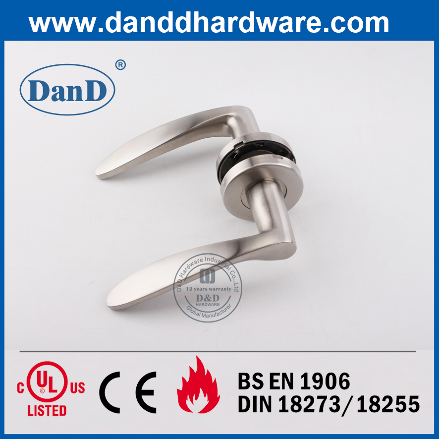 China Supplier SUS304 Front Door Lever Handle on Round Rose-DDSH003