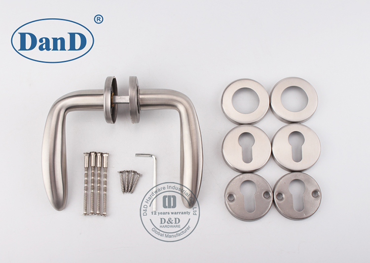 Wooden Door Handle-D and D Hardware