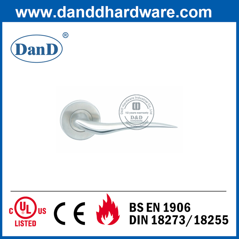 China Supplier SUS304 Front Door Lever Handle on Round Rose-DDSH003