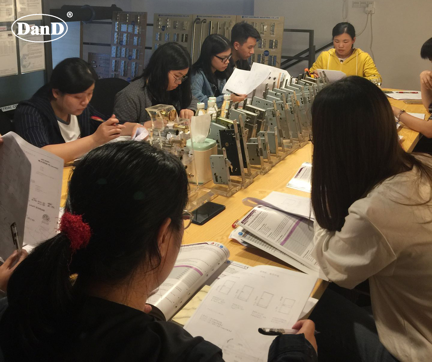 How Qualified D&D Team can assist customers find the Right Solution-D and D Hardware