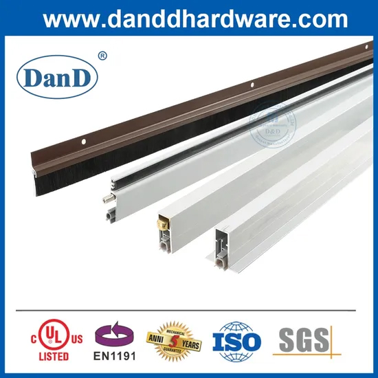 Automatic door bottom seal