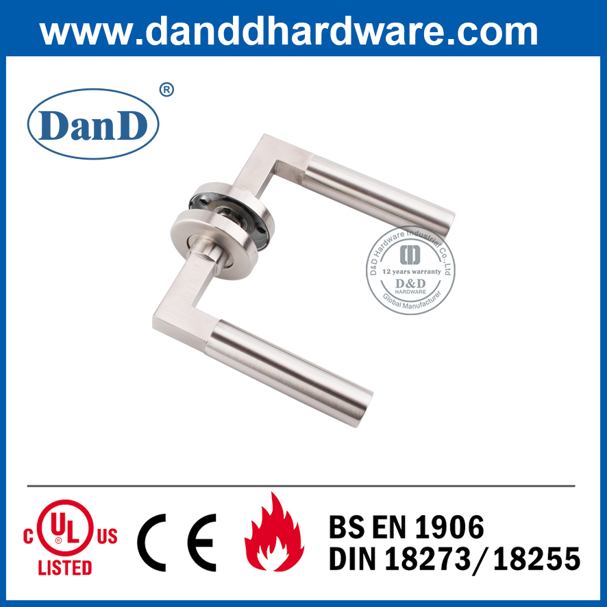 High Quality SUS304 Silver Special Wood Door Lever Handle-DDTH023