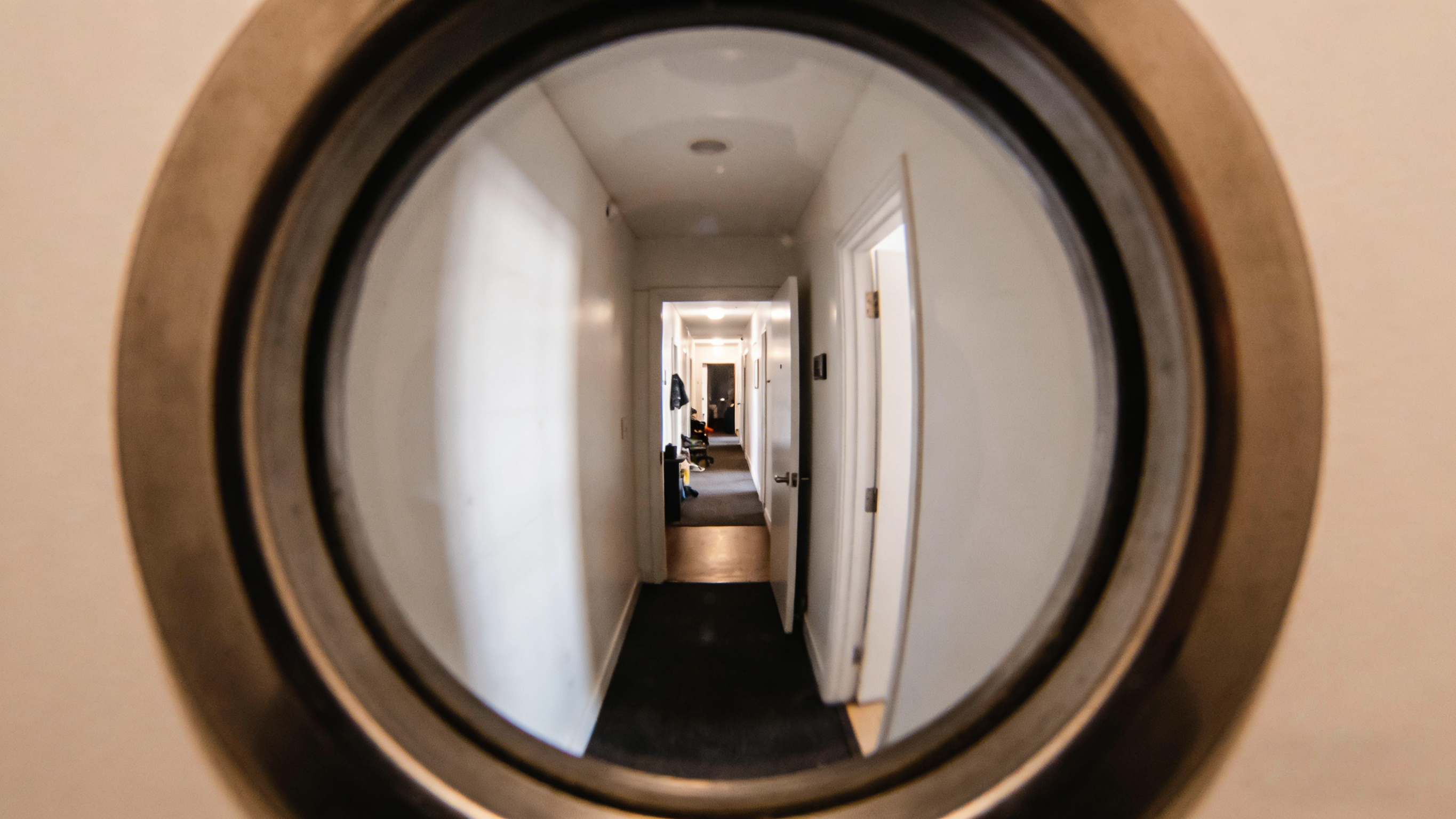 door viewer peephole