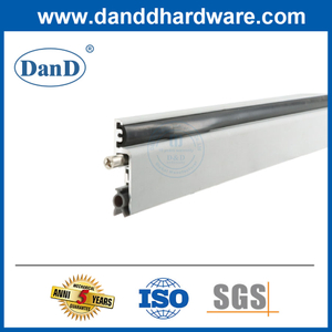 automatic bottom door seal